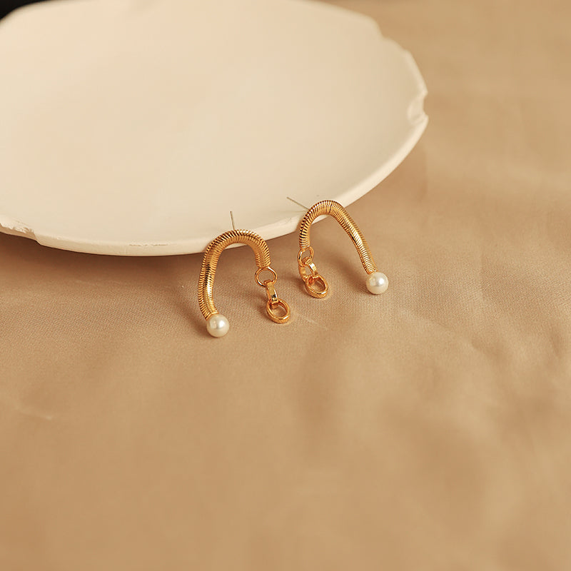 gold earring with pearl, fashion earring, socali jewelry