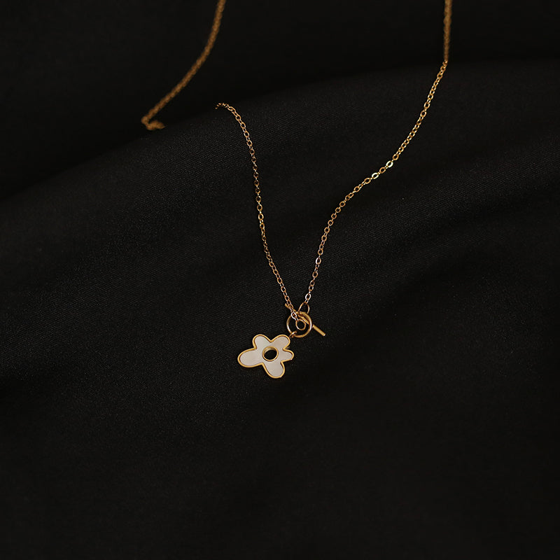 Shell Flower Toggle Necklace